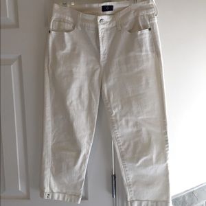 NYDJ White Jean Capri pants